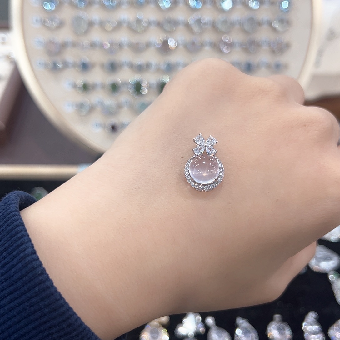 大****戒指银S925镶嵌芙蓉石