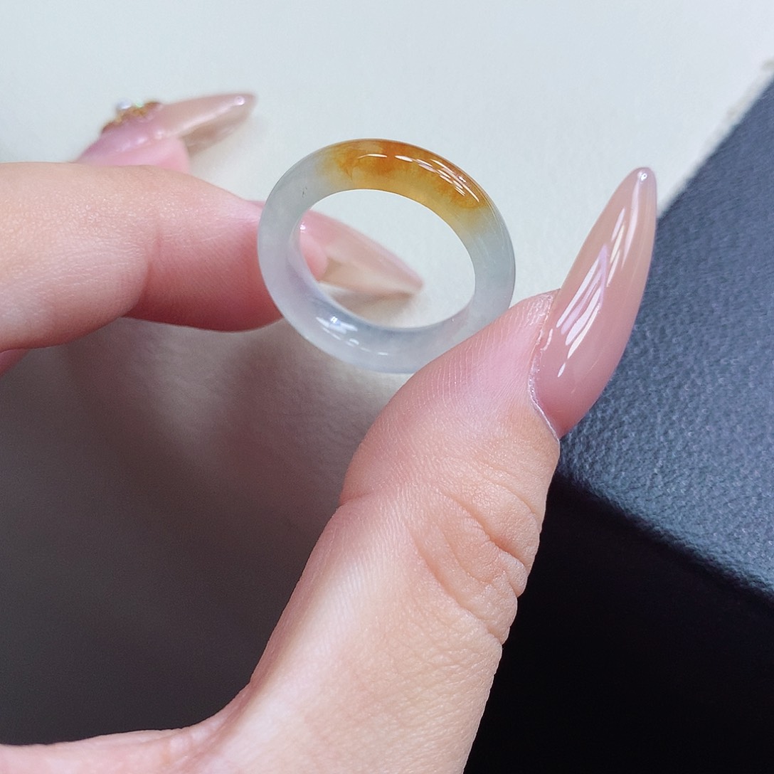 未镶嵌戒指翡翠美****?10号