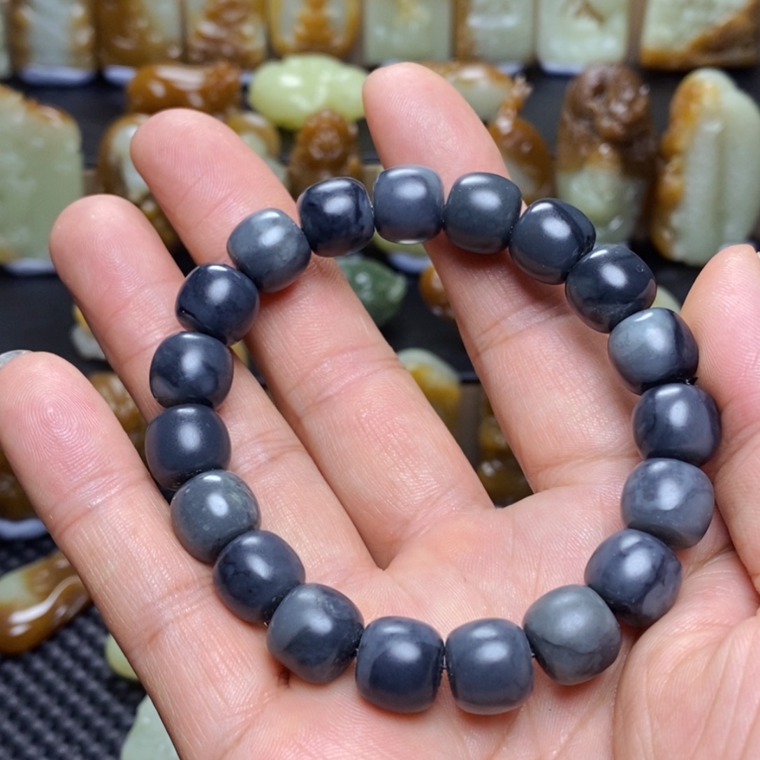 和田玉未镶嵌吊坠(不含链)