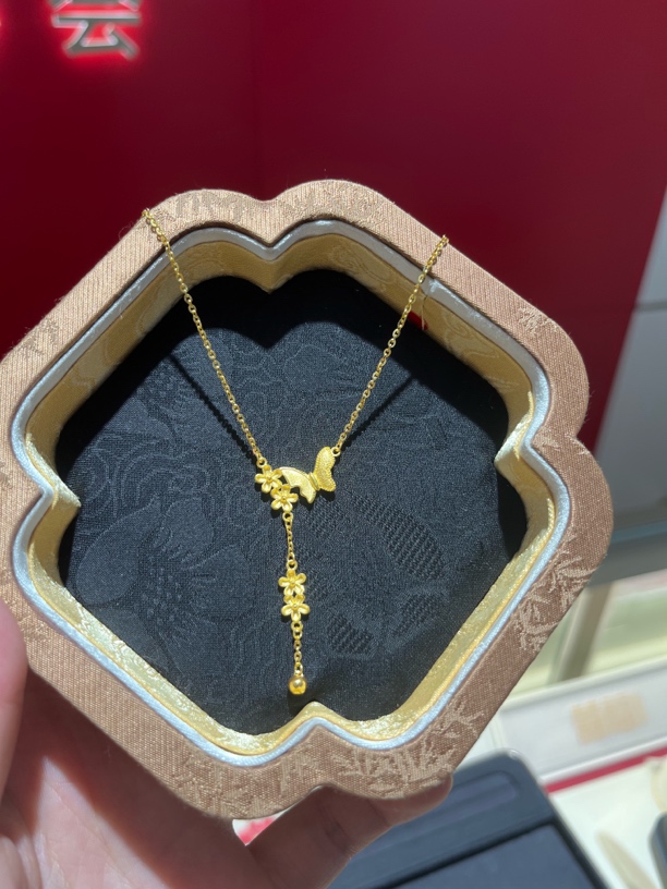 足金999流苏花与蝶项链6.56克