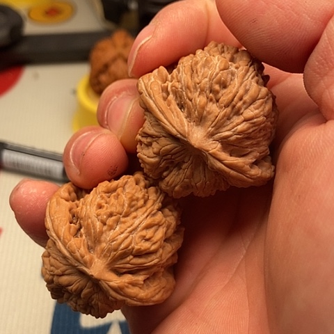 春***人文玩核桃把件汉高楼