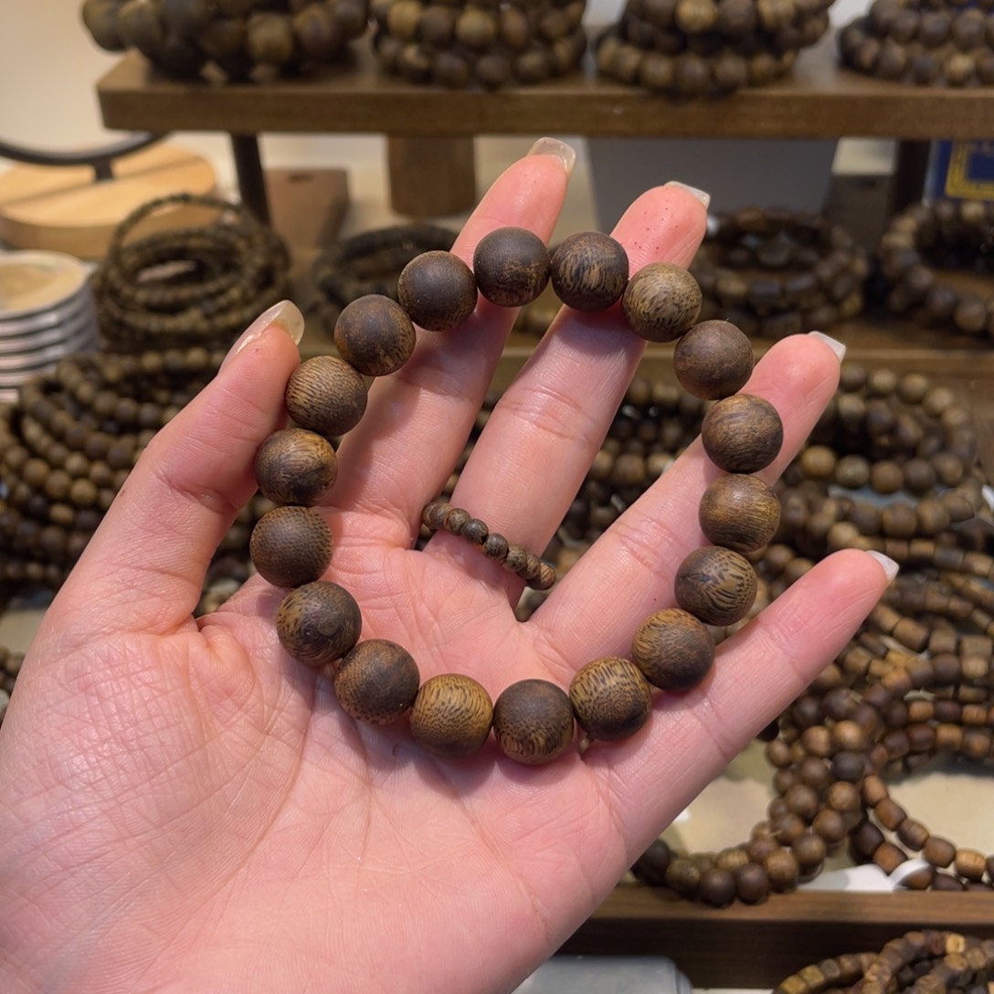 好****沉香卡1.2单圈11克+