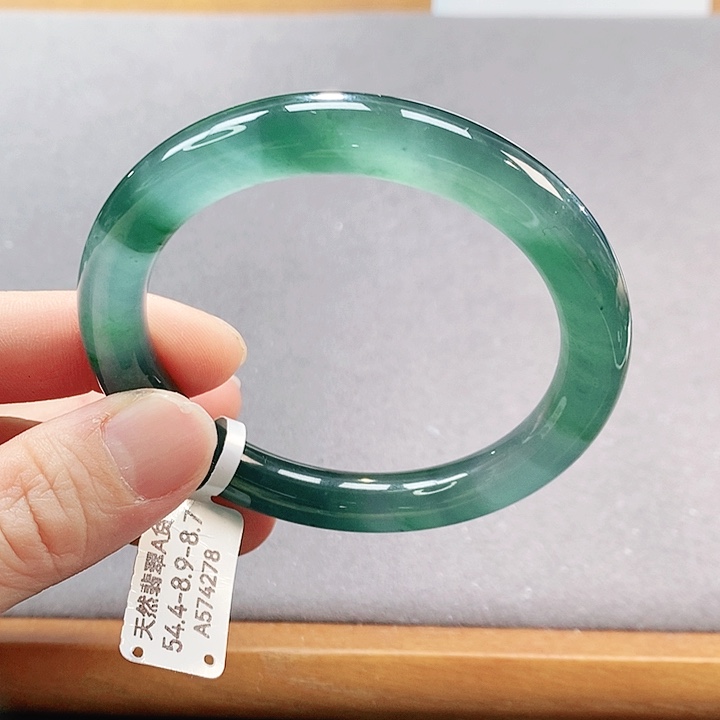 【闪购商品】翡翠手镯（圆镯）未镶嵌