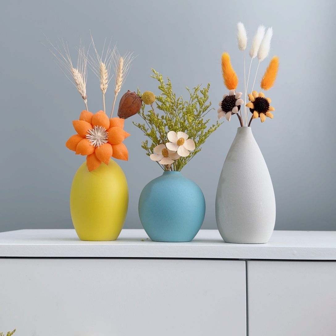 摆件陶瓷小花瓶含花总高约20-30cm