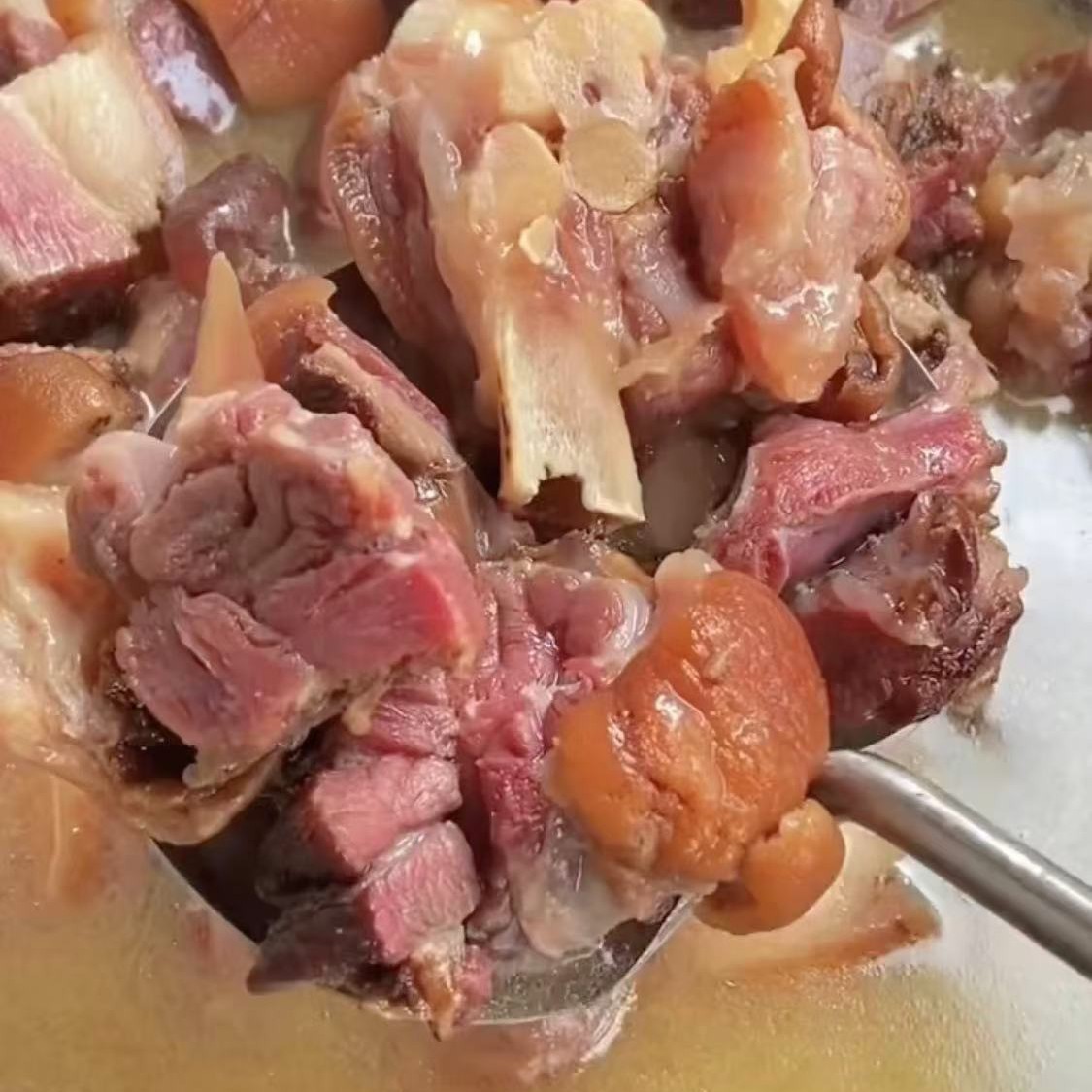 一物一拍 现场改价 农家香柏烟熏腊肉