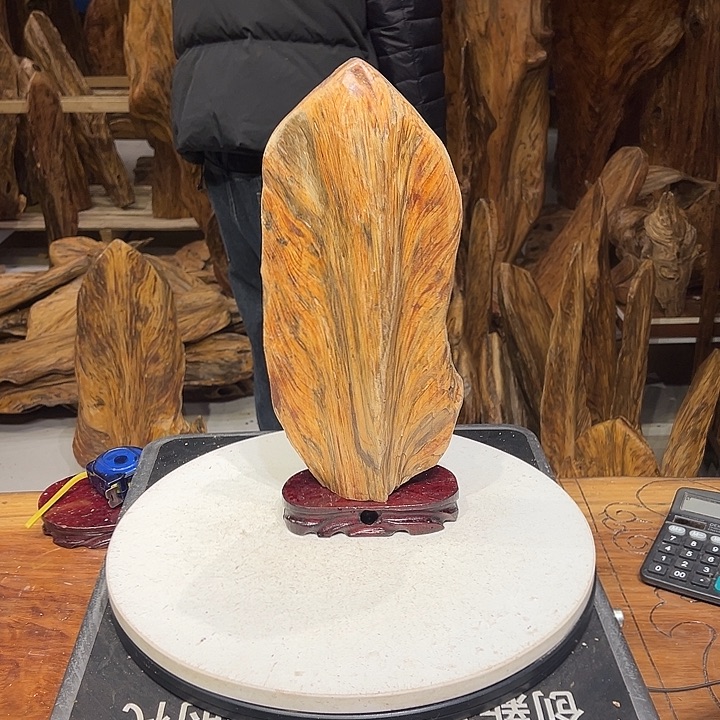 松木（琥珀木）小**厨