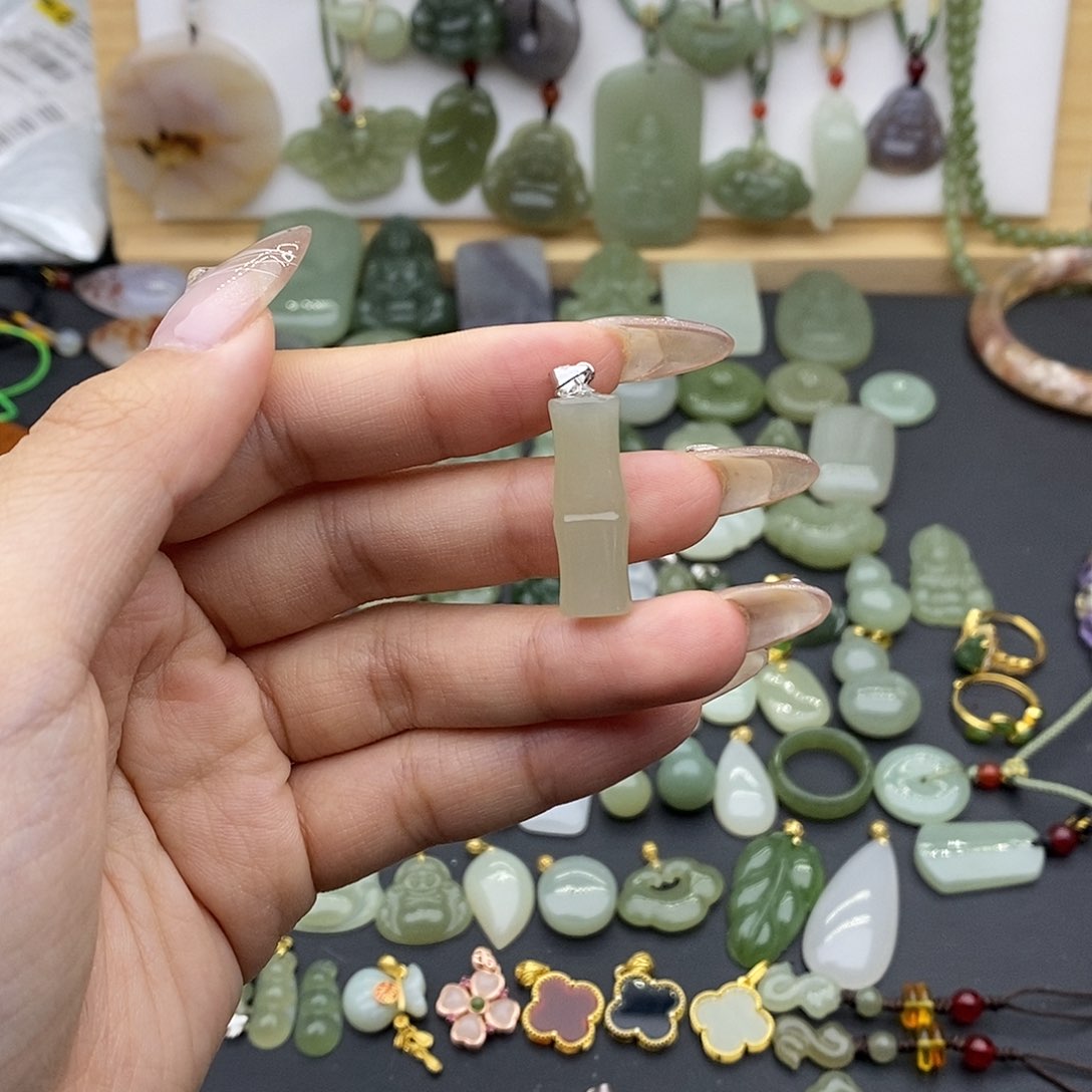 和田玉吊坠(不含链)银S925镶嵌