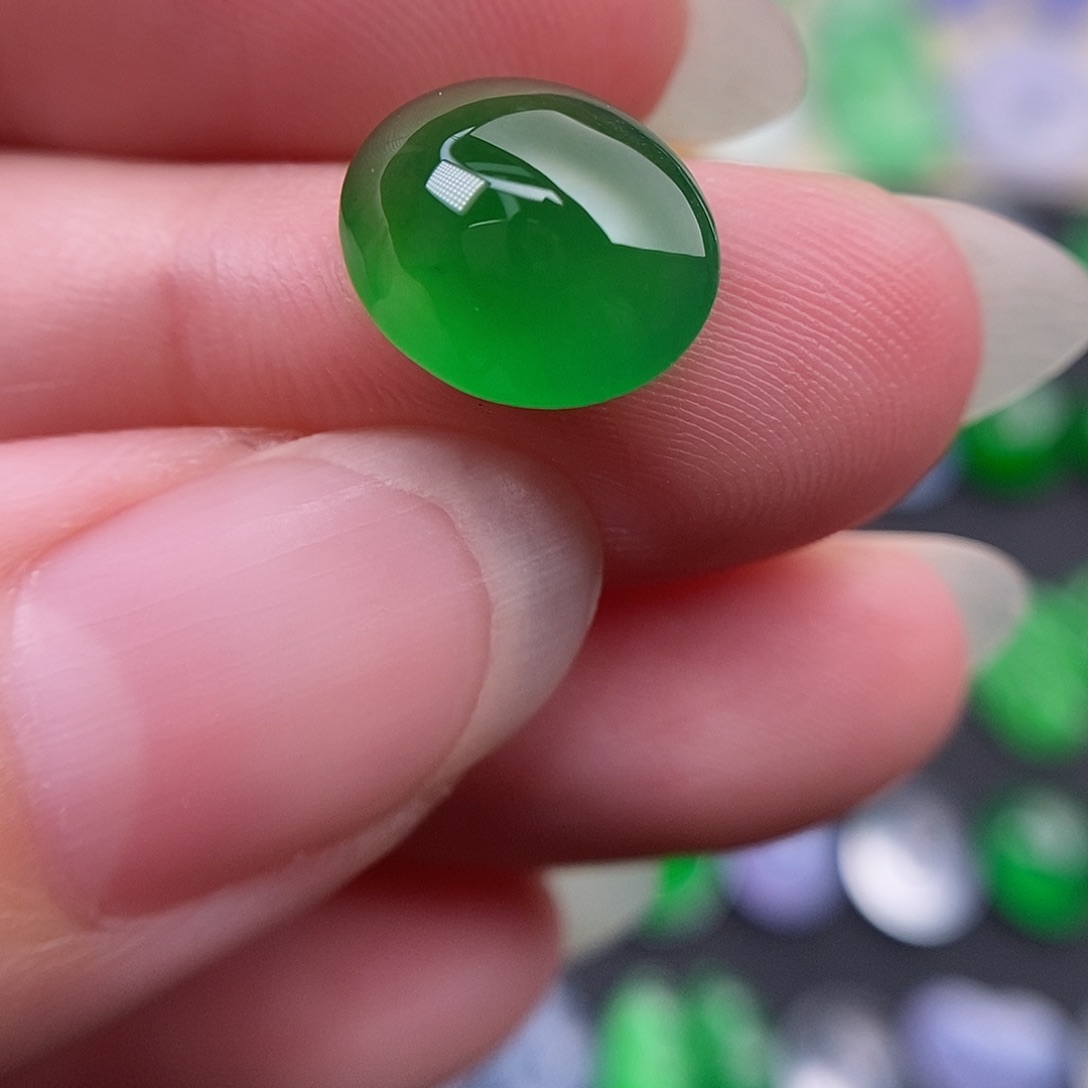 定制翡翠未镶嵌大*人翡翠