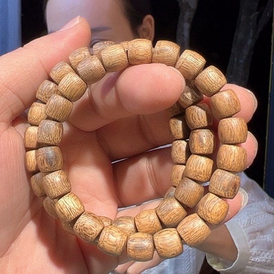 沉香手串白棋0.9多样性发货1条