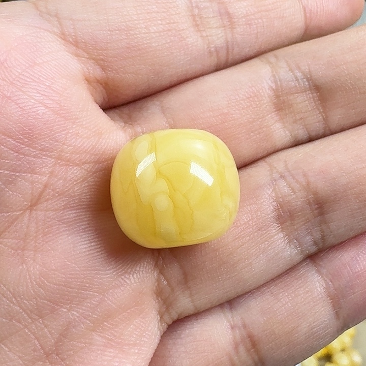 蜜蜡珠宝奇石未镶嵌