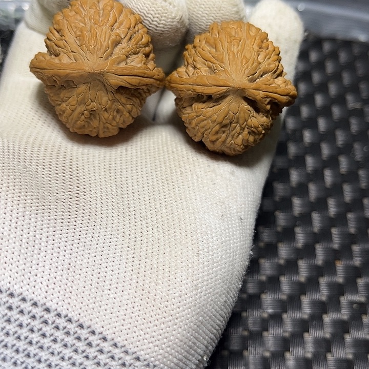 文玩核桃吊坠承德密纹
