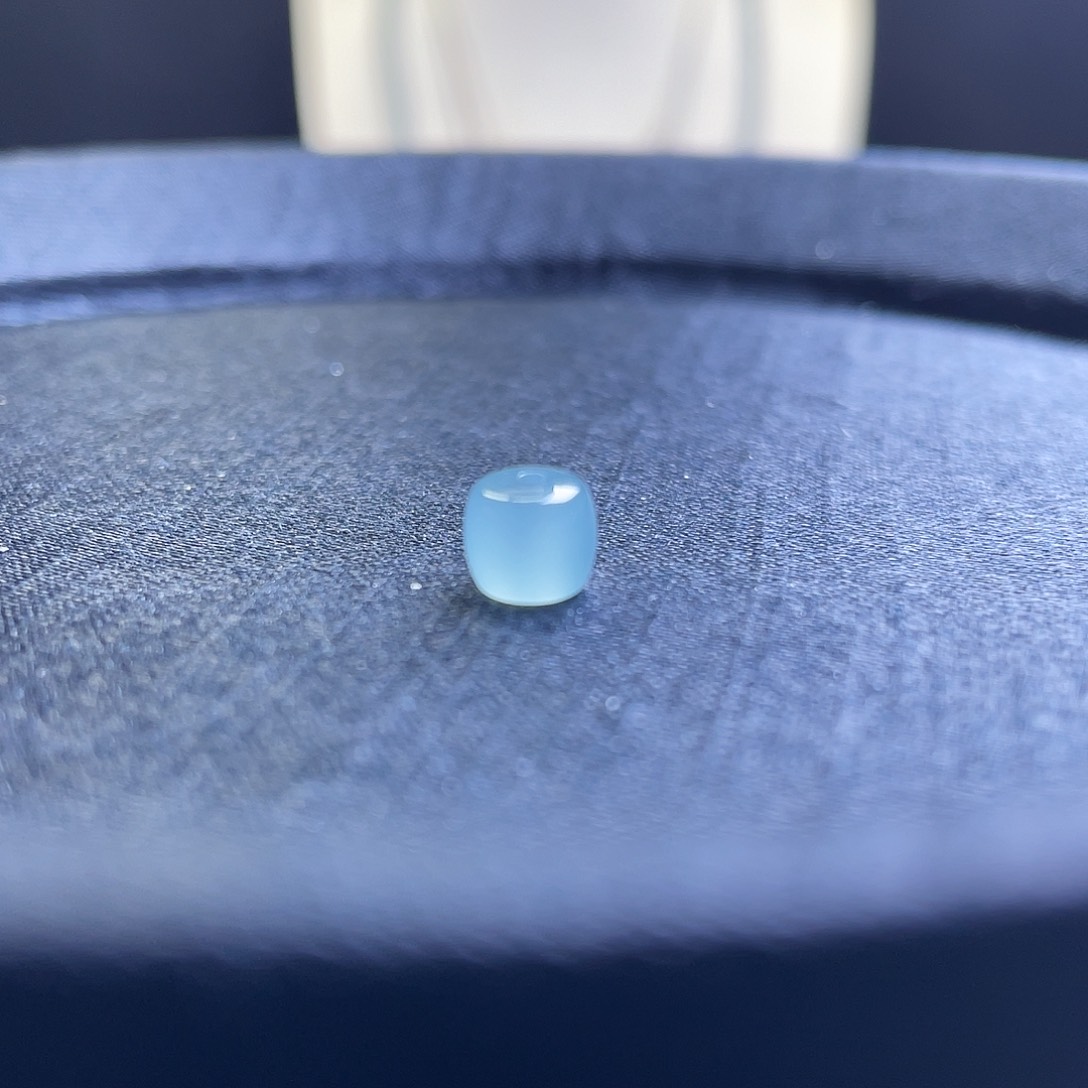 翡翠散珠天然A货翡翠卡6直切一颗