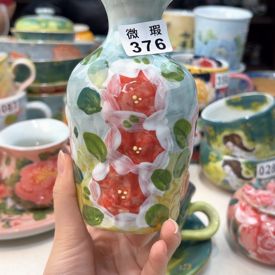 瓷片兔兔好可爱呀打