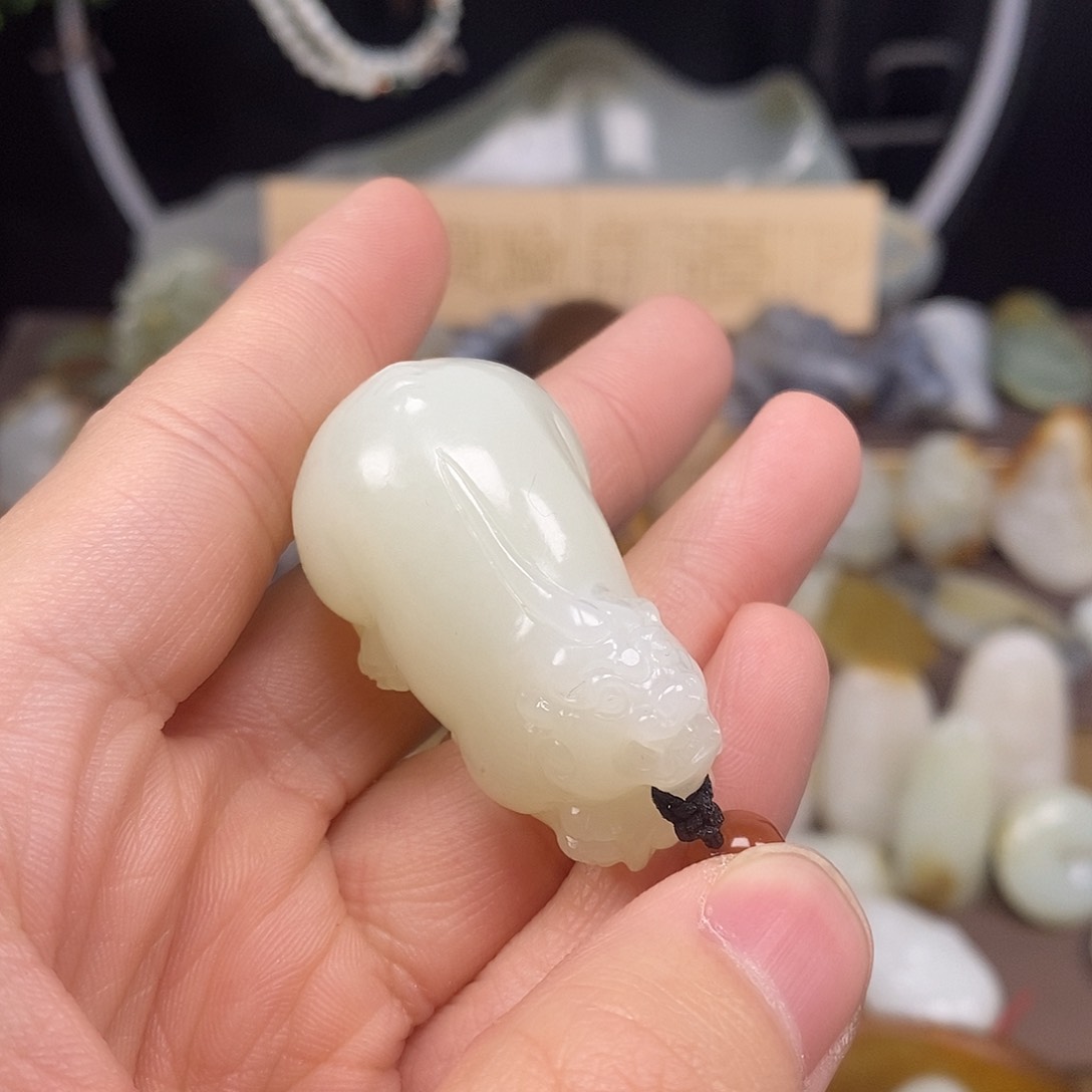 和田玉颈饰未镶嵌31