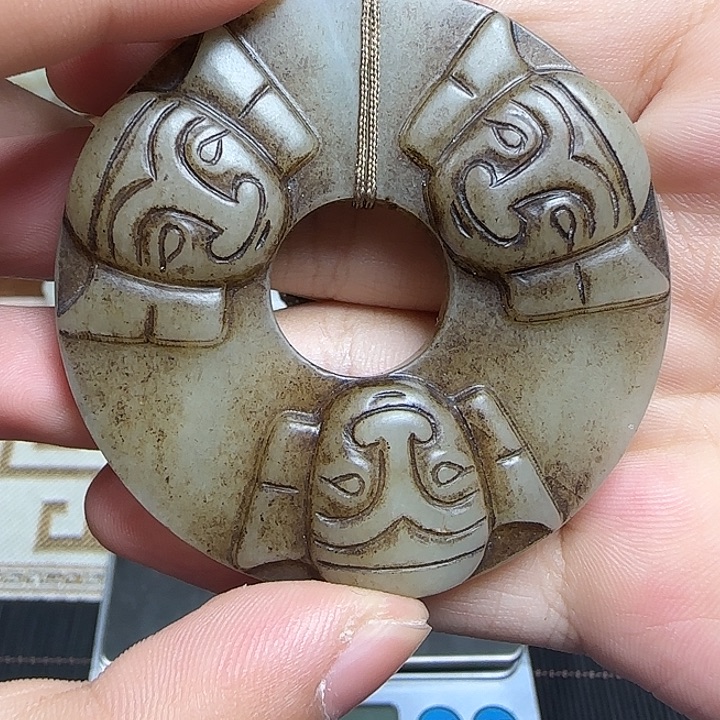 未镶嵌和田玉挂件