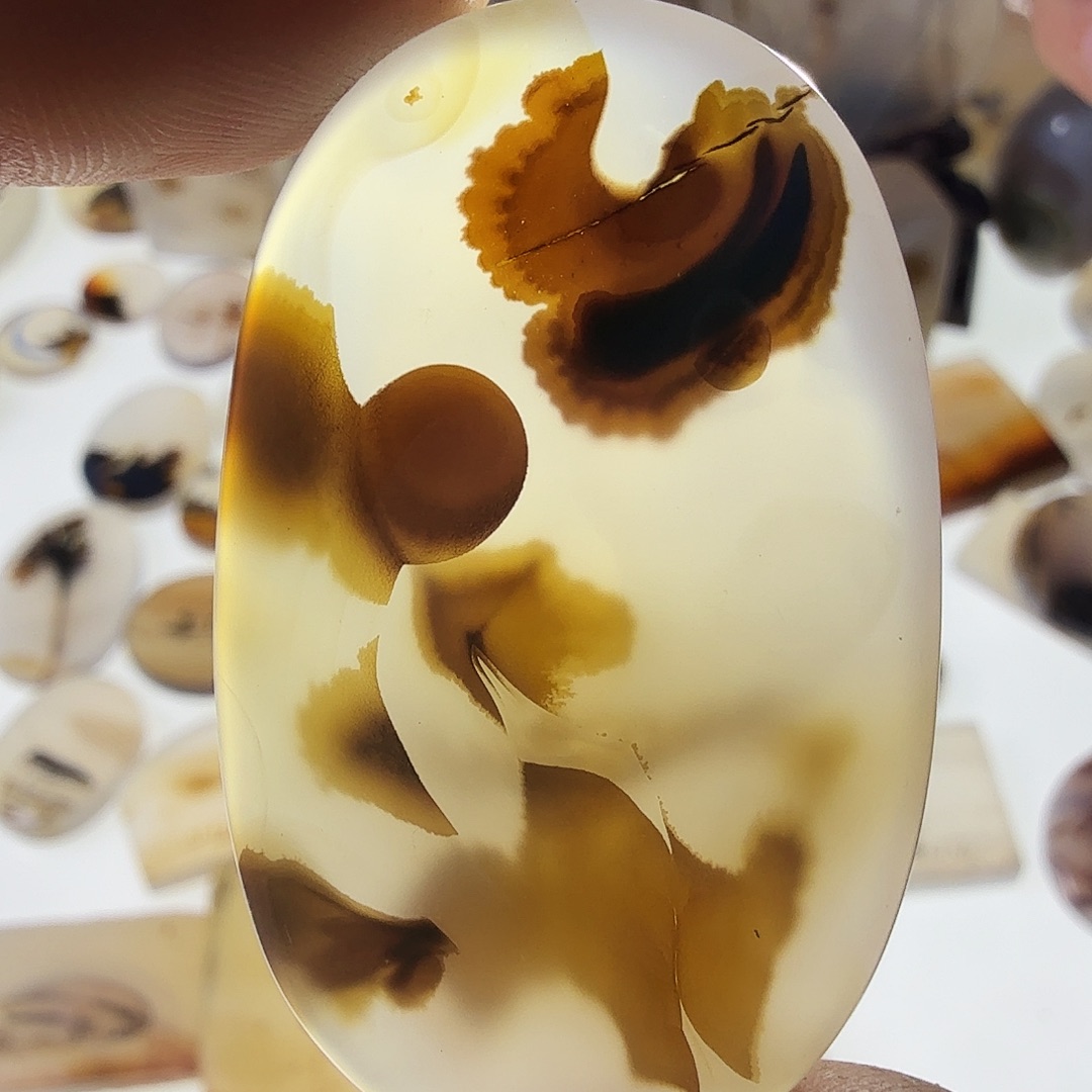 玛瑙/玉髓未镶嵌珠宝半成品