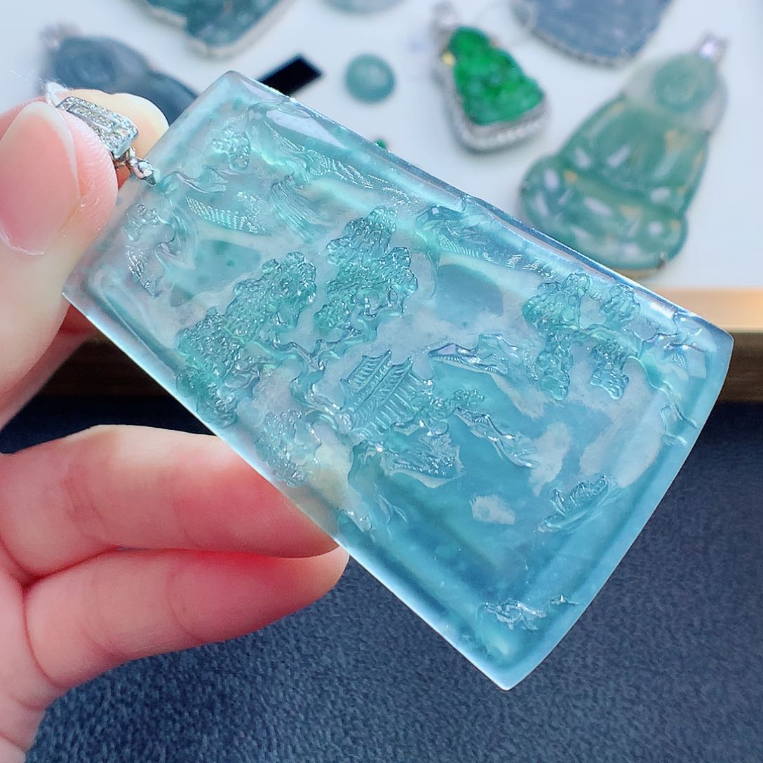 翡翠颈饰未镶嵌翡翠