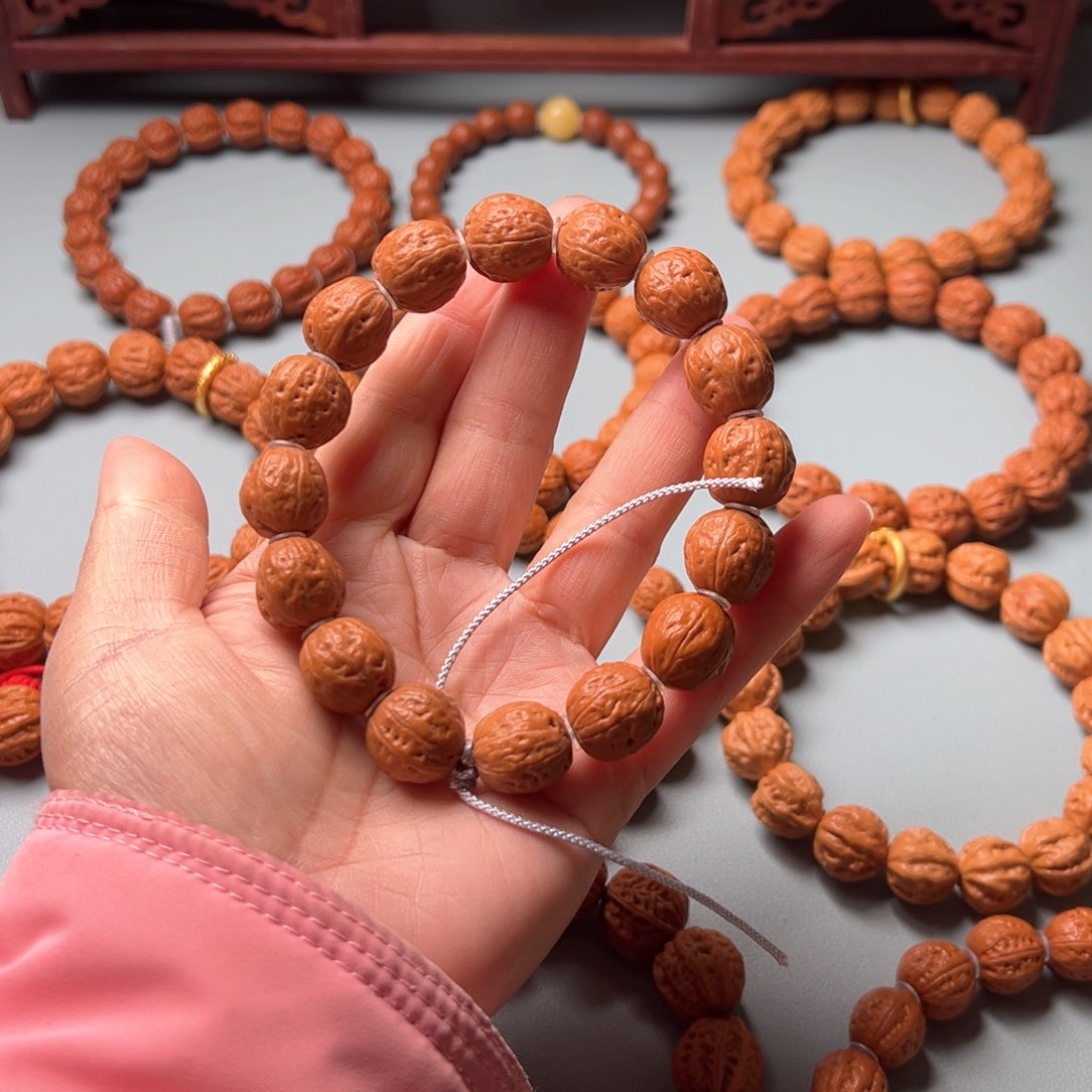 文玩核桃吊坠野生小核桃