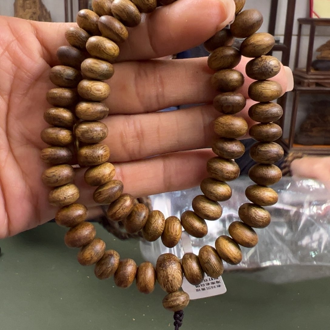 沉香手串海南老白棋树钉卡1.0/19g+双圈多样性发一