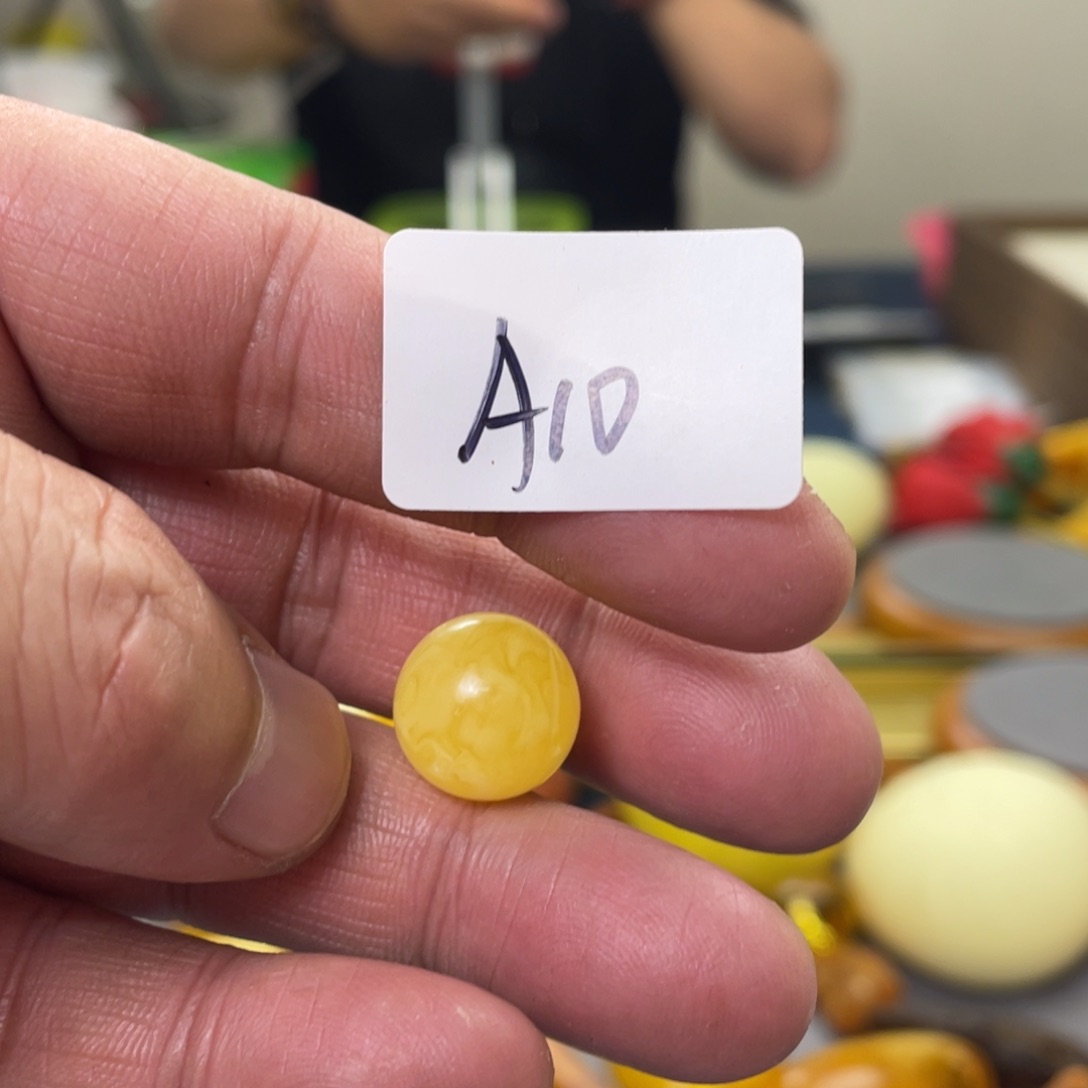 手链琥珀未镶嵌多样性发，发其中一件