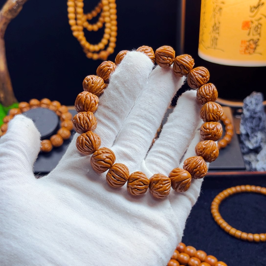 桃核吊坠野生桃核