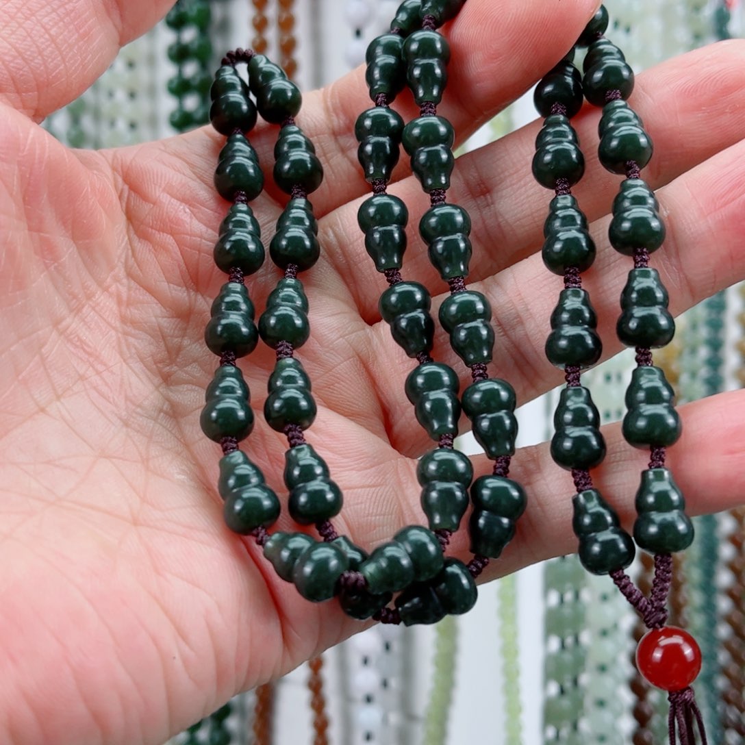 彪***哥和田玉未镶嵌颈饰7