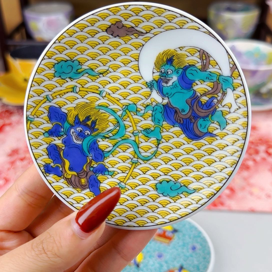 他家茶具瓷器真美！6