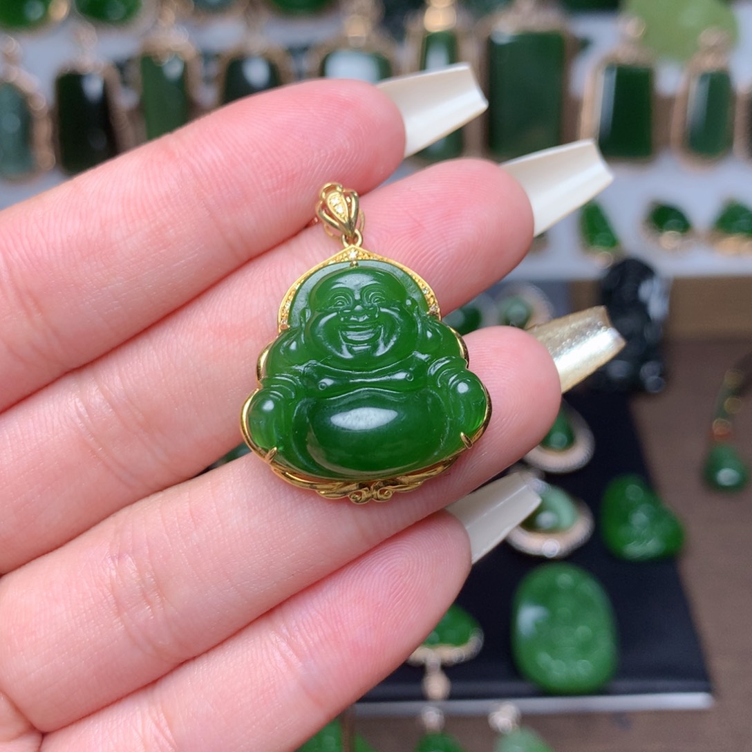 和田玉（碧玉）吊坠18K金镶嵌