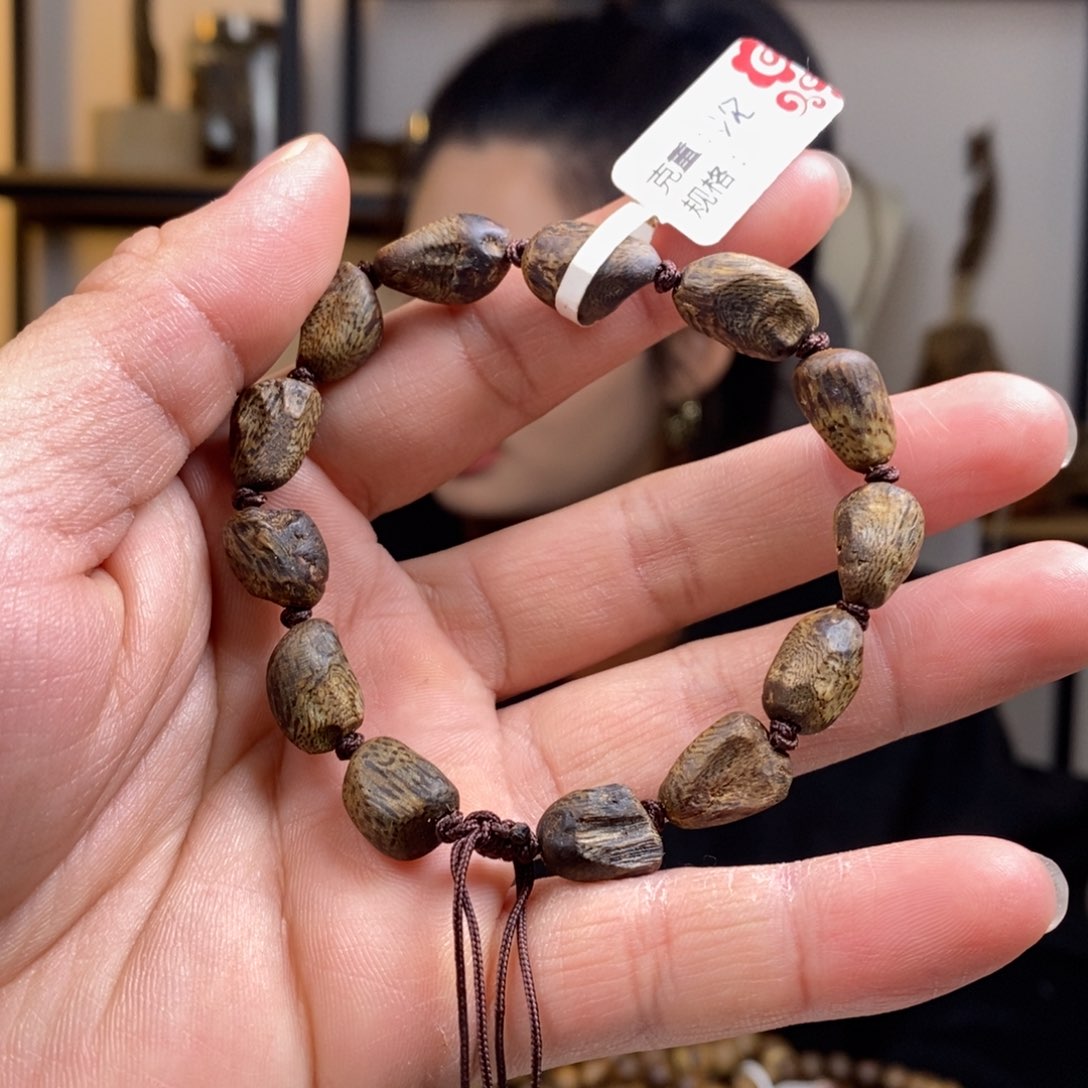 沉香手串◆*林沉水树丁单圈10克