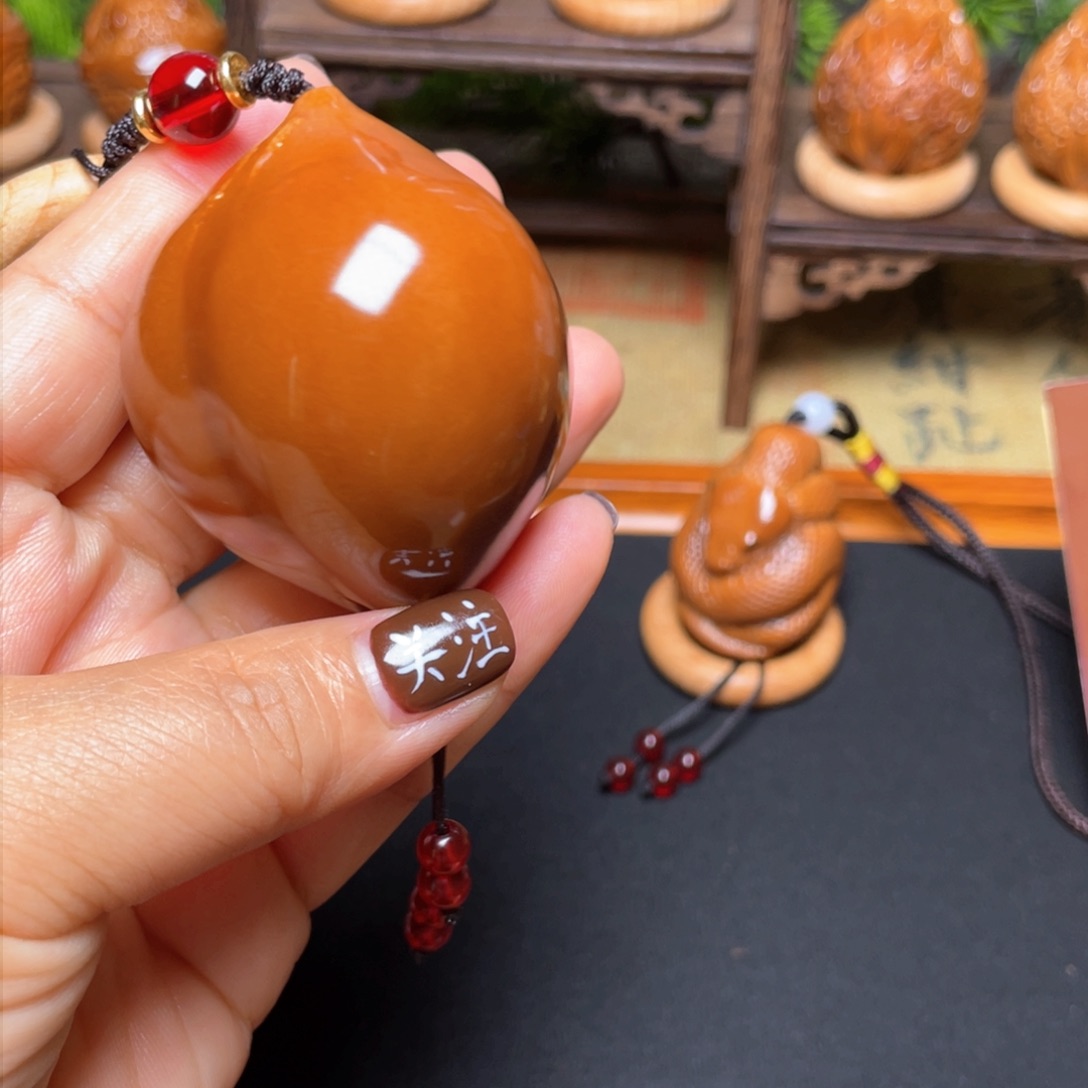 橄榄核吊坠啊啊啊啊288