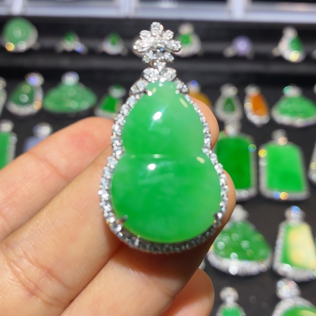 翡翠18K金镶嵌吊坠(不含链)翡翠