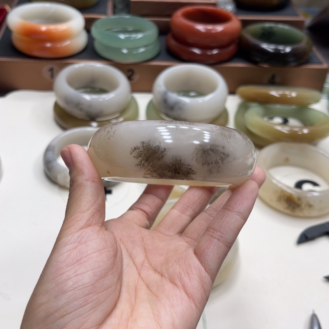 夢***影石英岩玉未镶嵌珠宝奇石