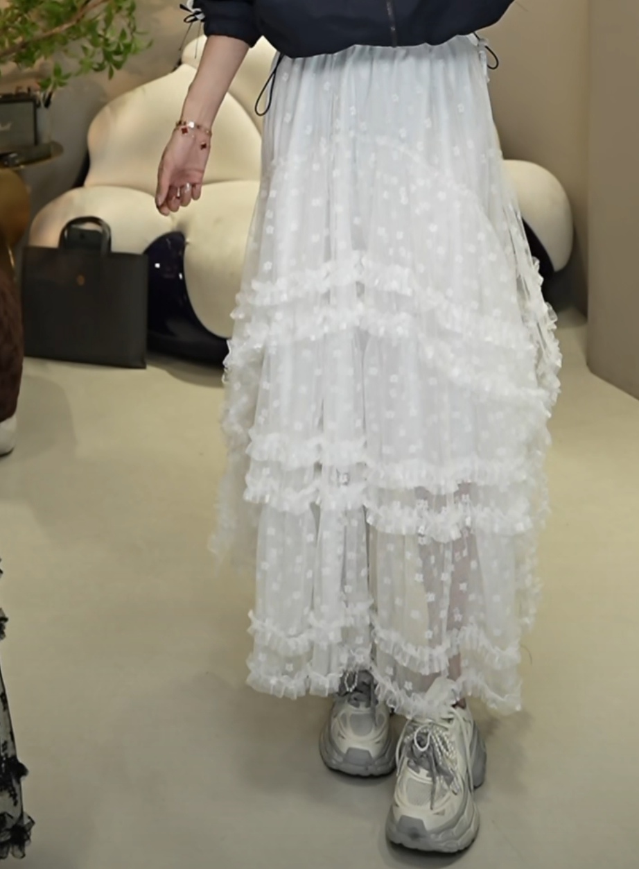 A86008刘梅家网纱半裙