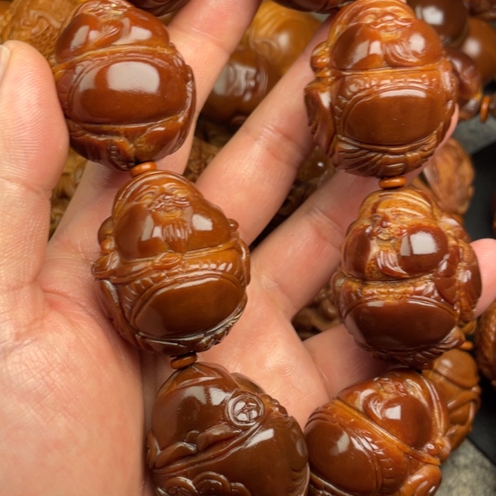 小***亮吊坠橄榄核橄榄核