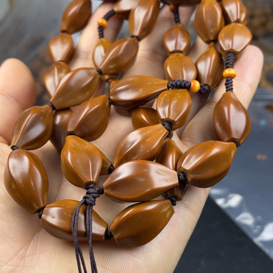 猴头核桃吊坠别忘拿