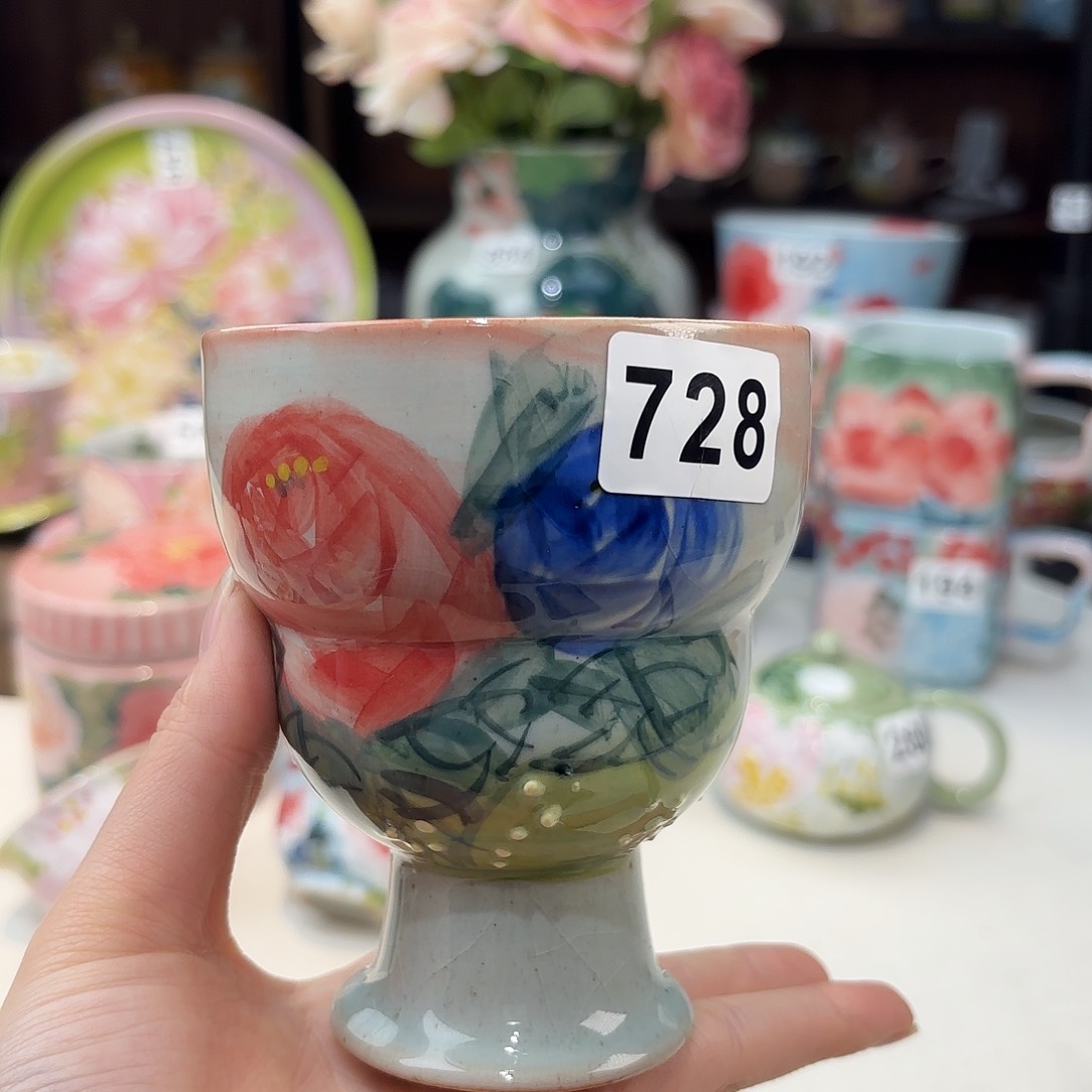 瓷片兔兔的小可爱太