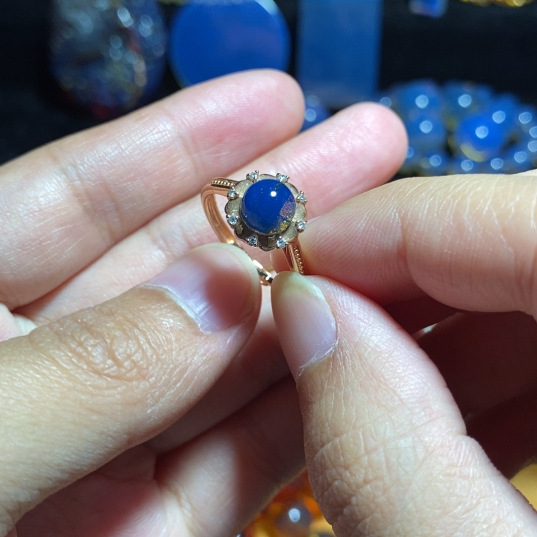 琥珀未镶嵌裸石多米尼加蓝珀