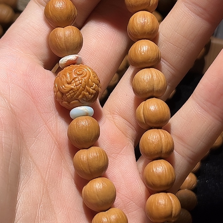 野***猫吊坠猴头核桃屁桃手持