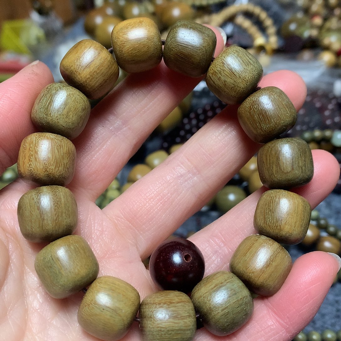 维腊木（绿檀）手串/手链