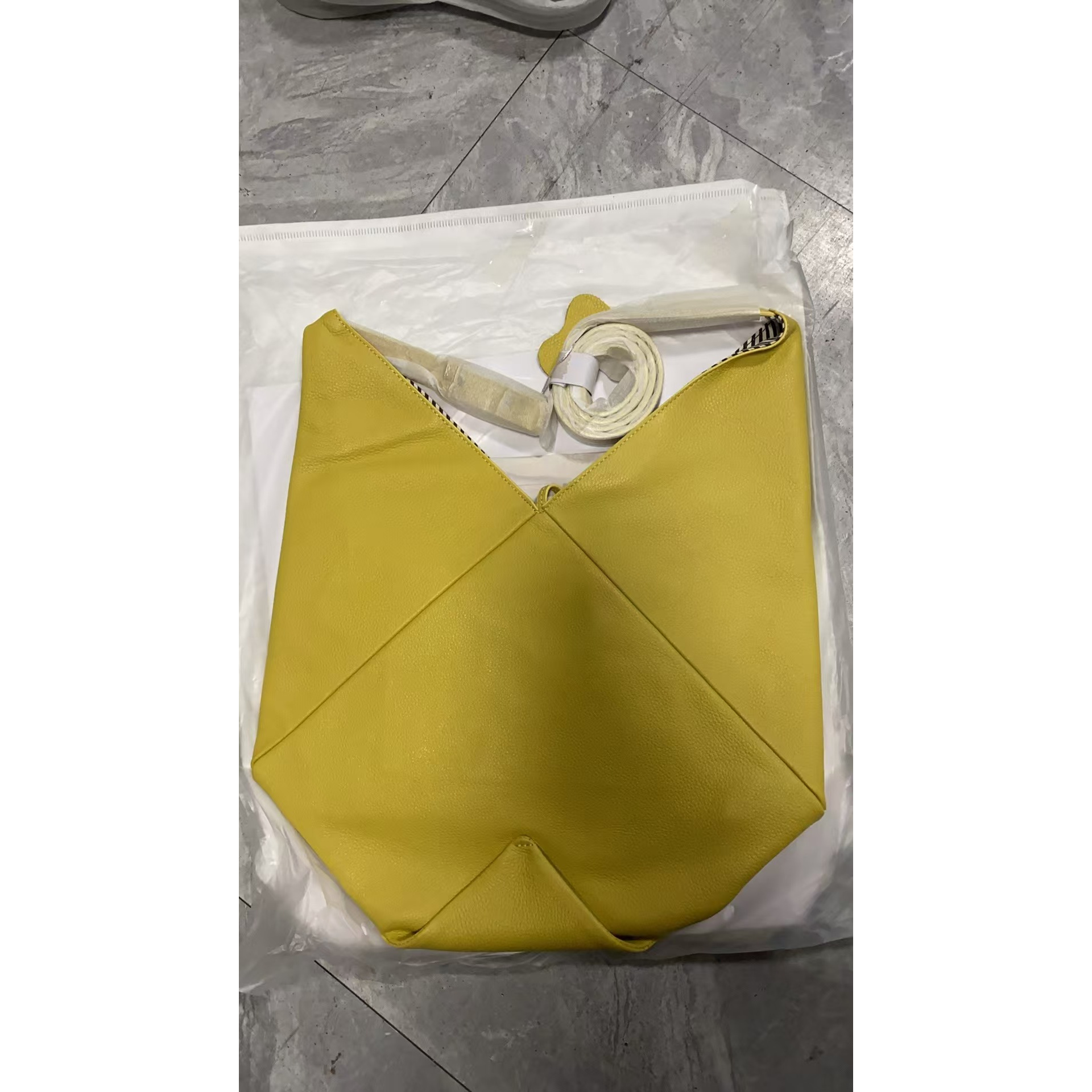 【点点福利】9551黄色【清货有瑕】轻奢气质时尚女包