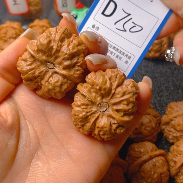 把件文玩核桃d****r蛤蟆