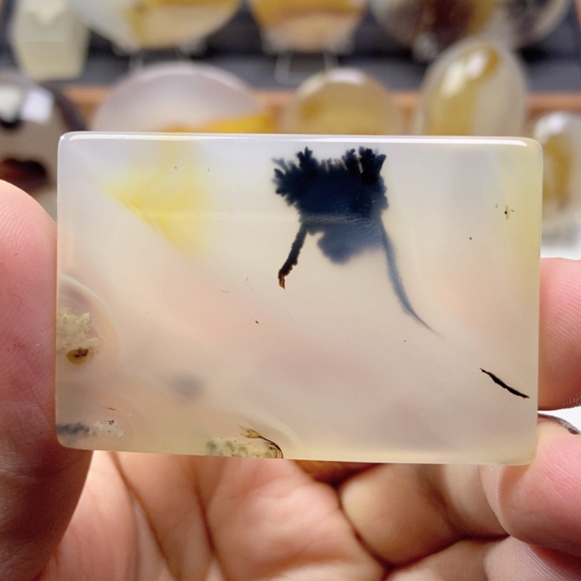 【闪购商品】玛瑙/玉髓颈饰未镶嵌