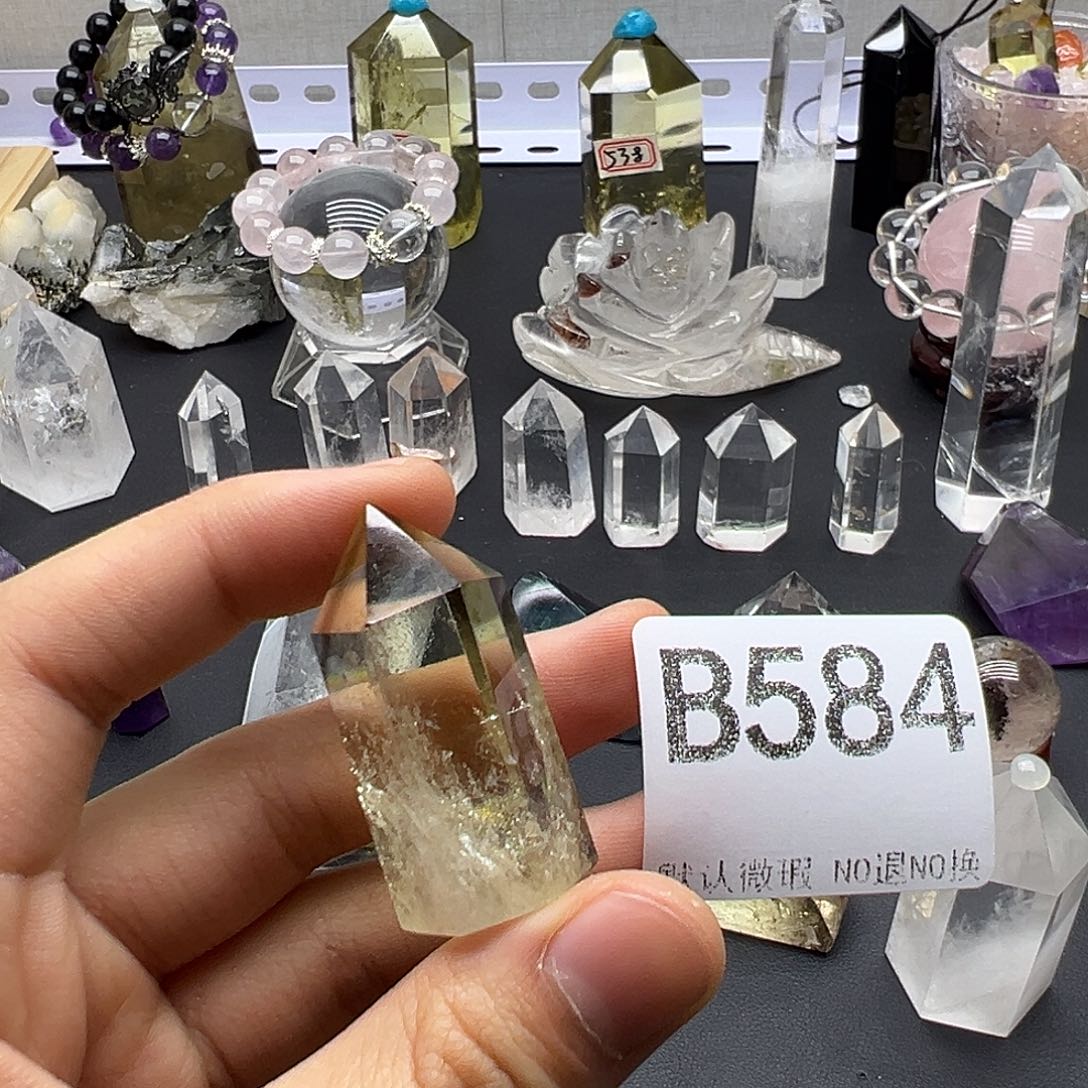 勾***一水晶未镶嵌珠宝半成品