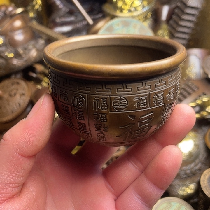 诚信经营铜器摆件