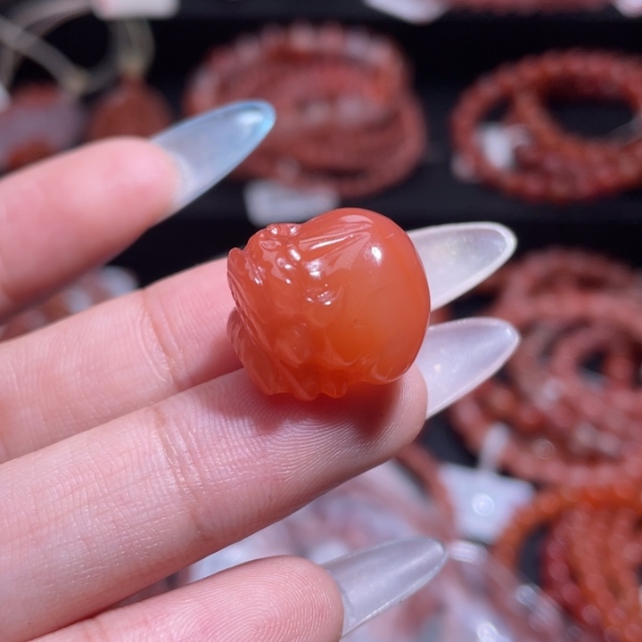 南红玛瑙未镶嵌貔貅（打孔备注）2308