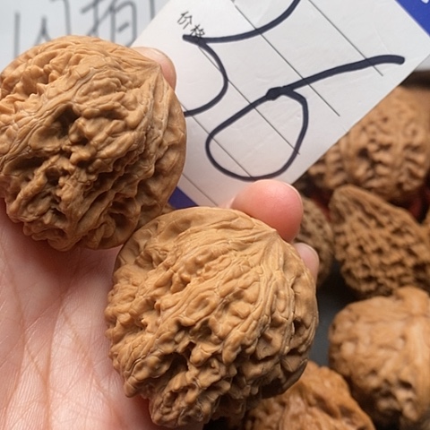 桃核吊坠45全品平谷卧底