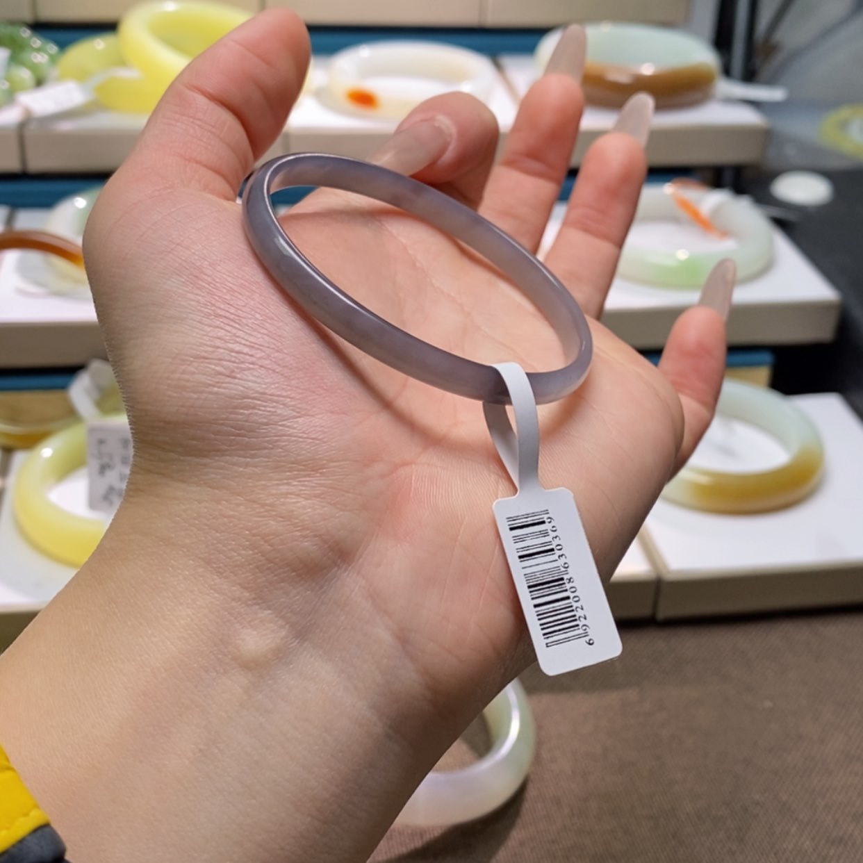 【闪购商品】和田玉手镯未镶嵌