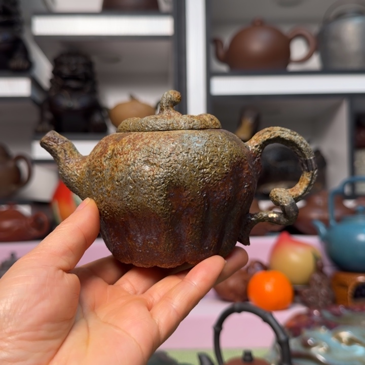 昵***啥紫砂茶壶宜兴紫砂工艺美术