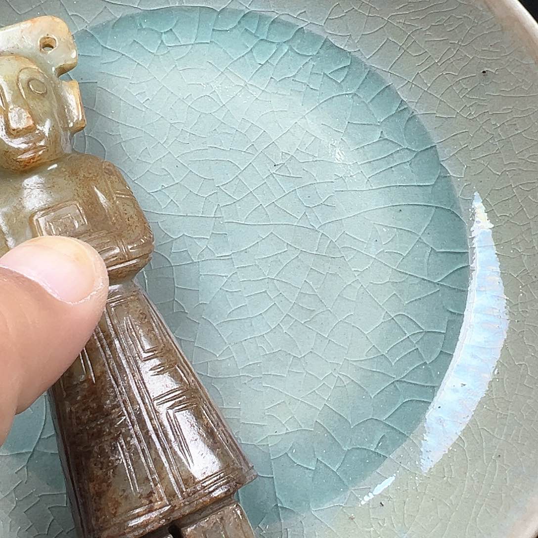 顾*大哥你好啊今天漏价