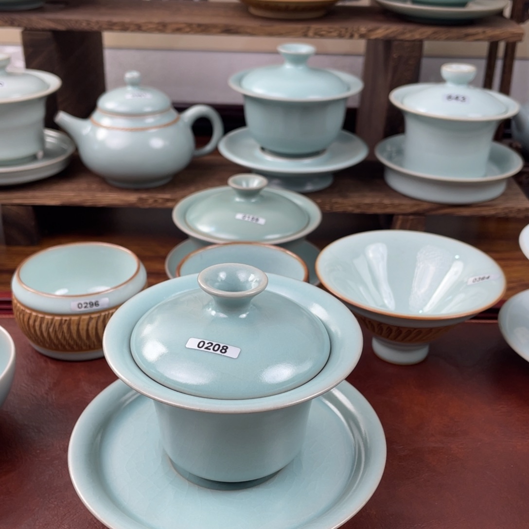 L***f微瑕0208……………………m